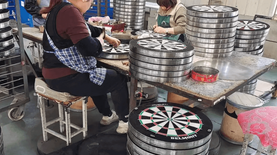 dartboard-manufacturer-cavalier-darts